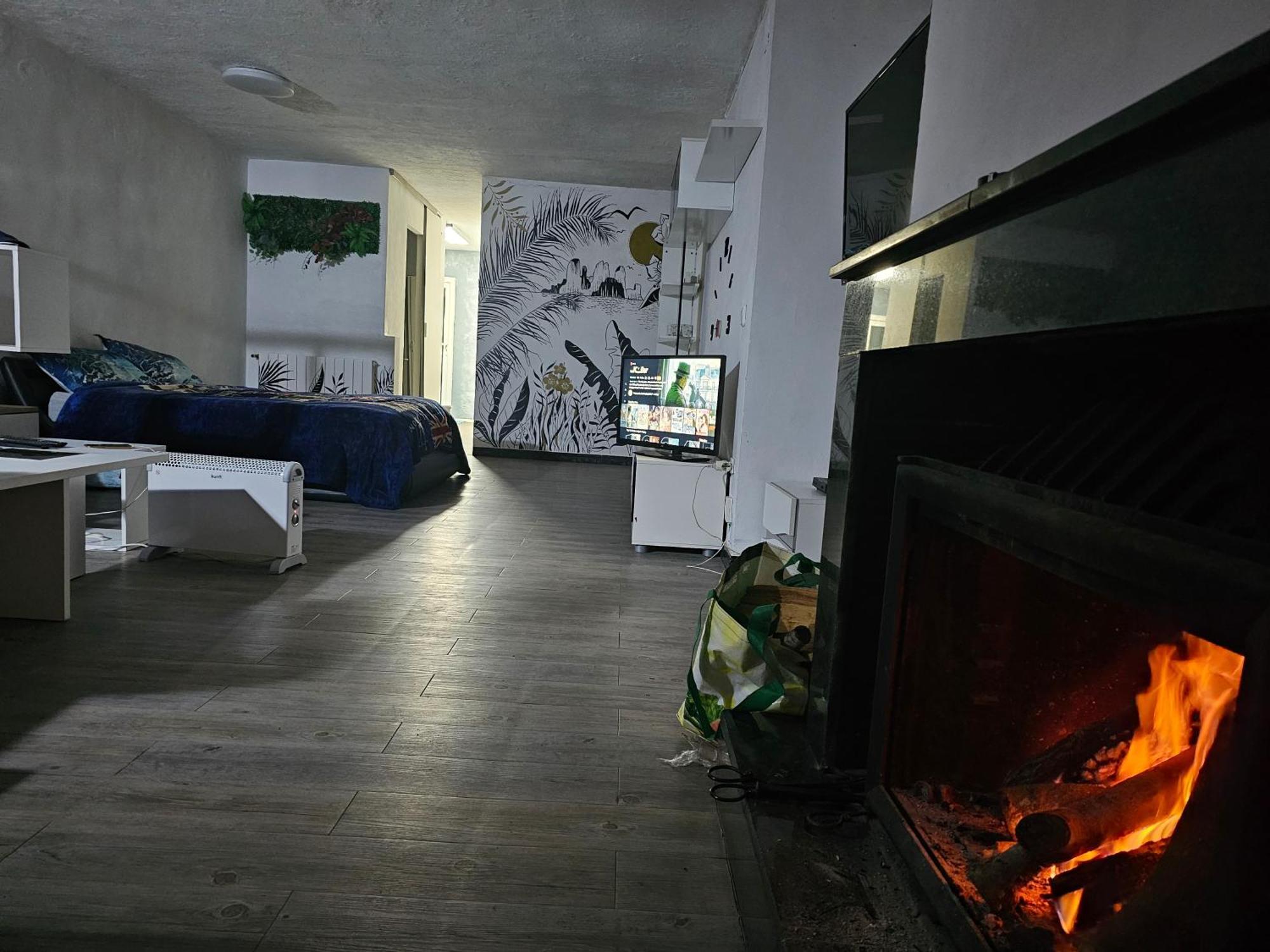 Estudio En Alquiler Begur Bagian luar foto